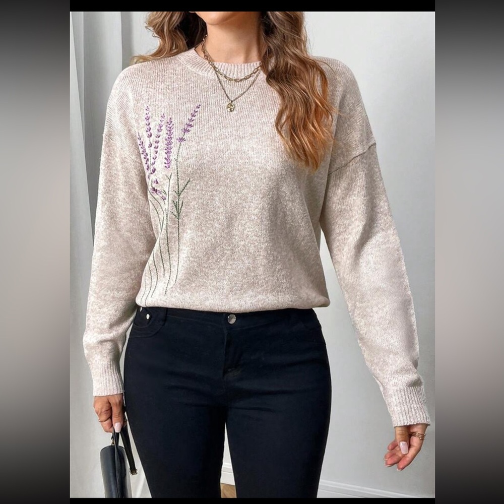 New Inventory 🌷Women Botanical Printed Round Neck Long Sleeve Sweater🌷 - Picture 3 of 6